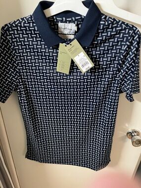 Goodfellow & Co Navy Polo with White Geometric Print men’s size small